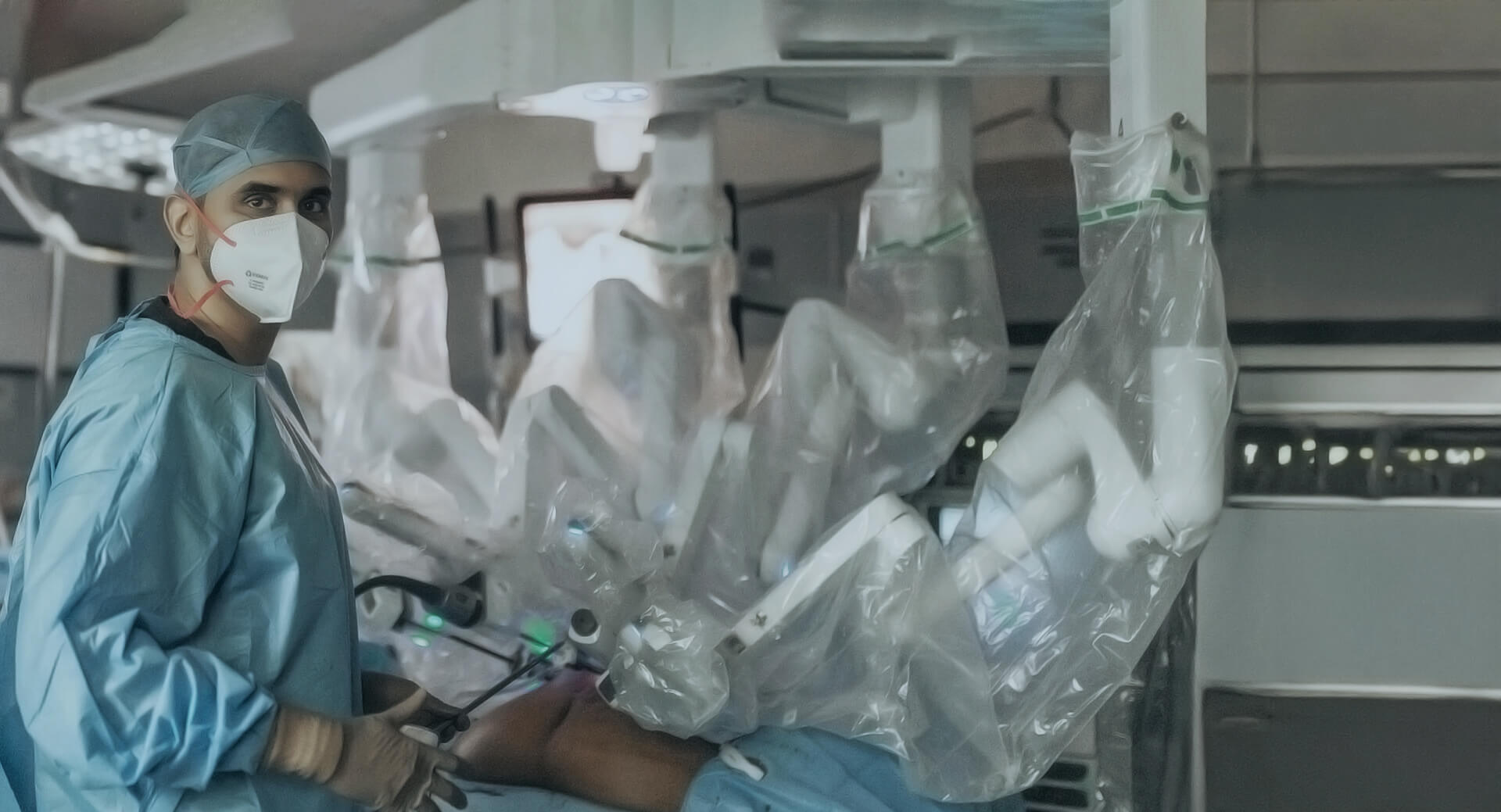 Robotic-Surgery-neww